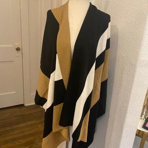 PARRISH LA tri colored cape